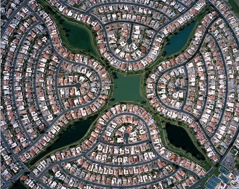 Photo : Lotissement conçu autour d'un point d'eau, Arizona